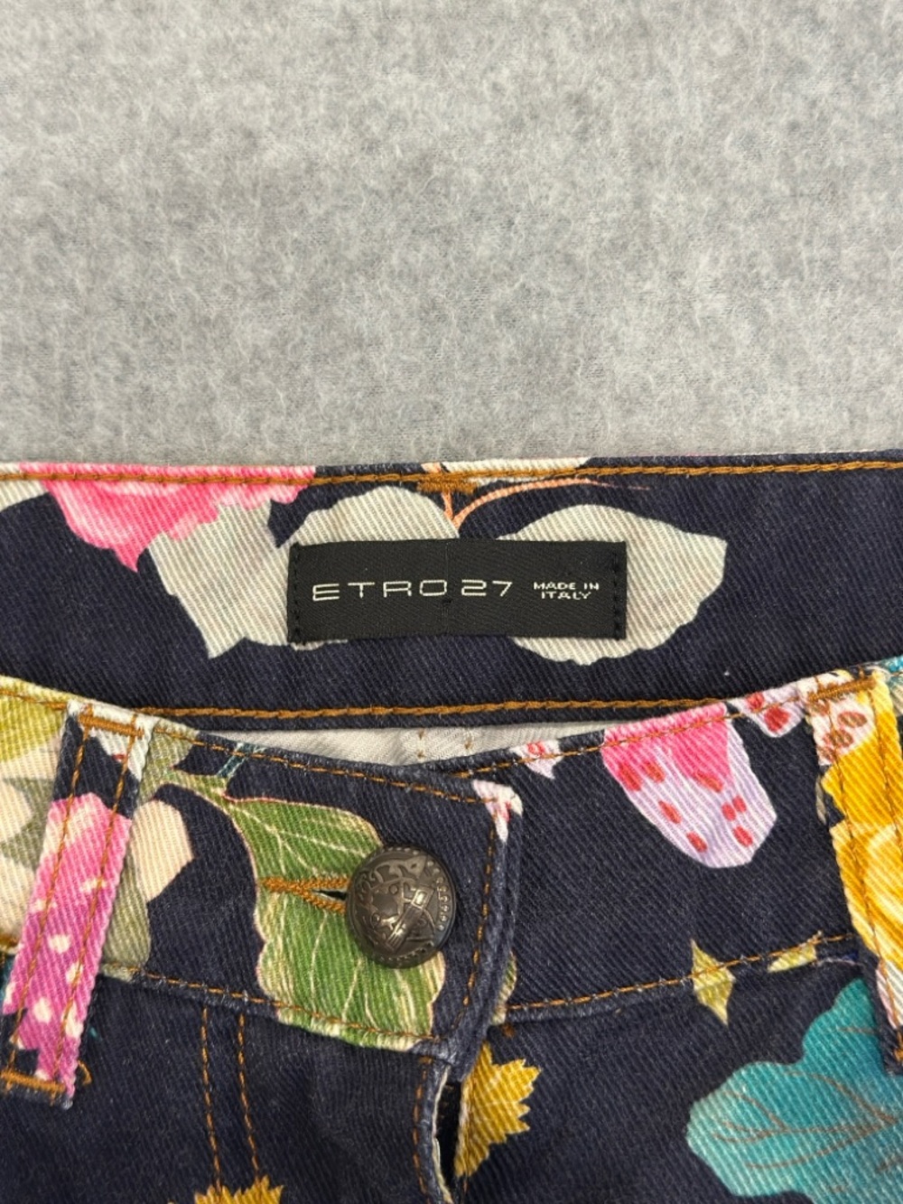 Etro Black Skinny Jeans with Multicolor Floral Pattern - Picture 3 of 8